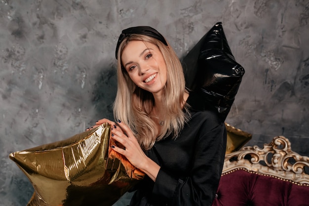 Jak wybrać idealny naszyjnik ze złota na prezent?