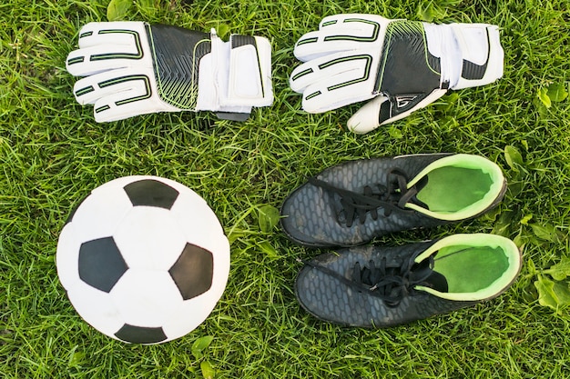 Jak wybrać idealne buty do gry w piłkę nożną?