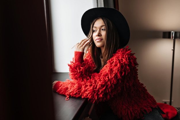 Jak dobrać idealny odcień czerwieni do swojego stylu i okazji?